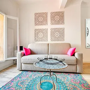 Appartement Romantic And New In The Famous Rue Meynadier In The Supercentre Of, Cannes
